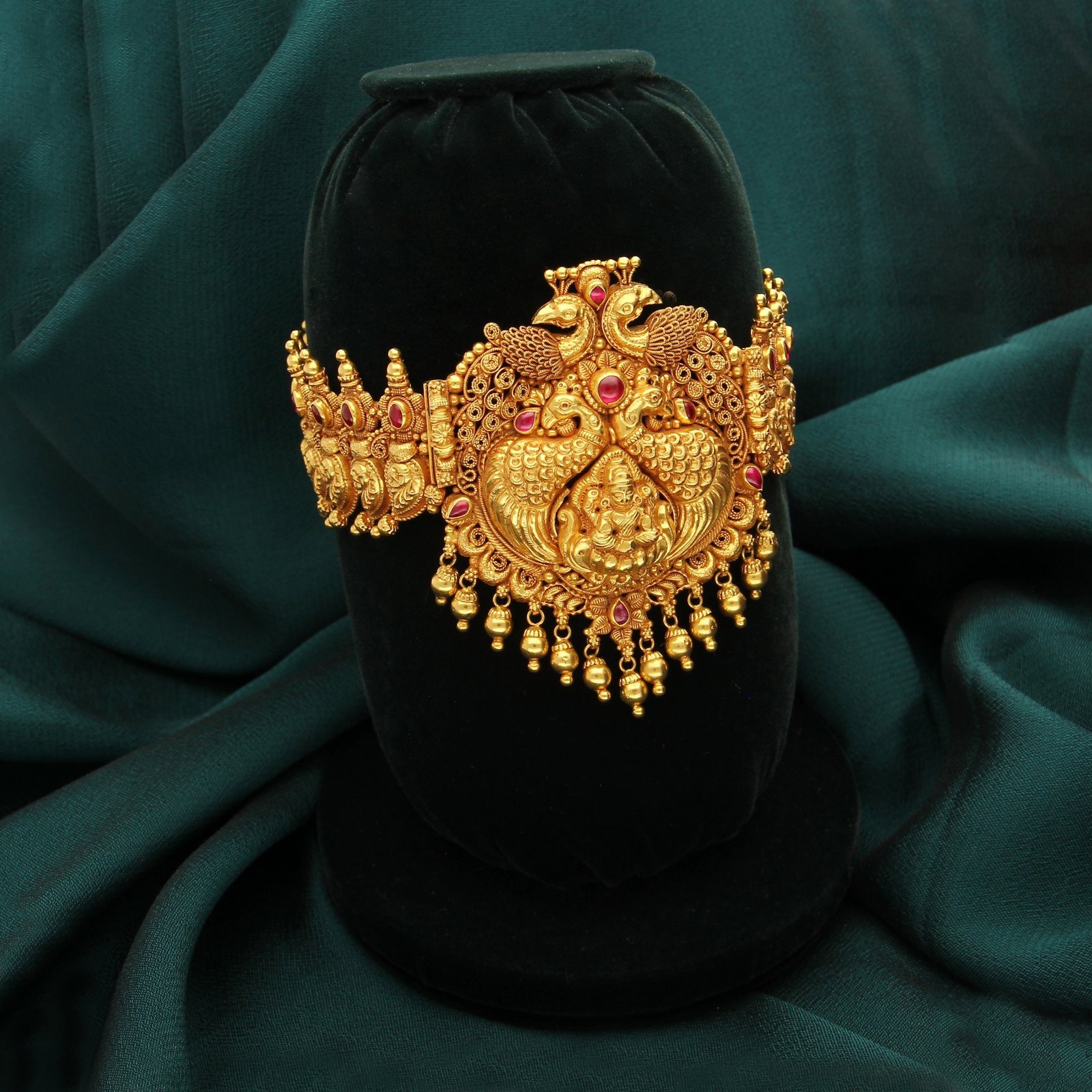  ANTIQUE PEACOCK VANKI